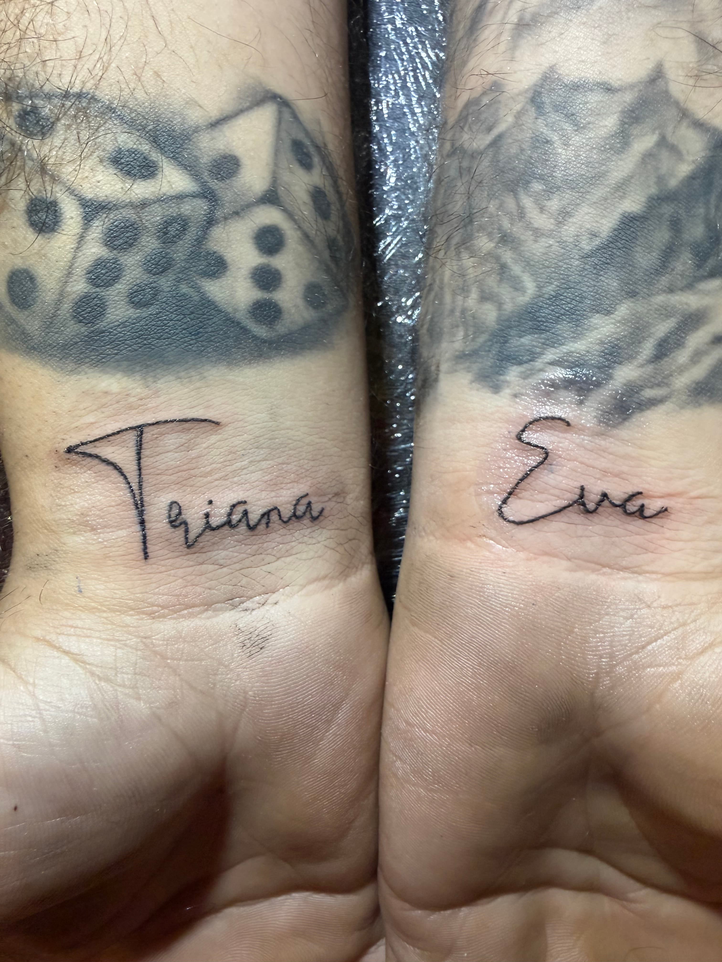 Tatuaje de autor, black & grey.